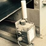 Bulldog on belt conveyor